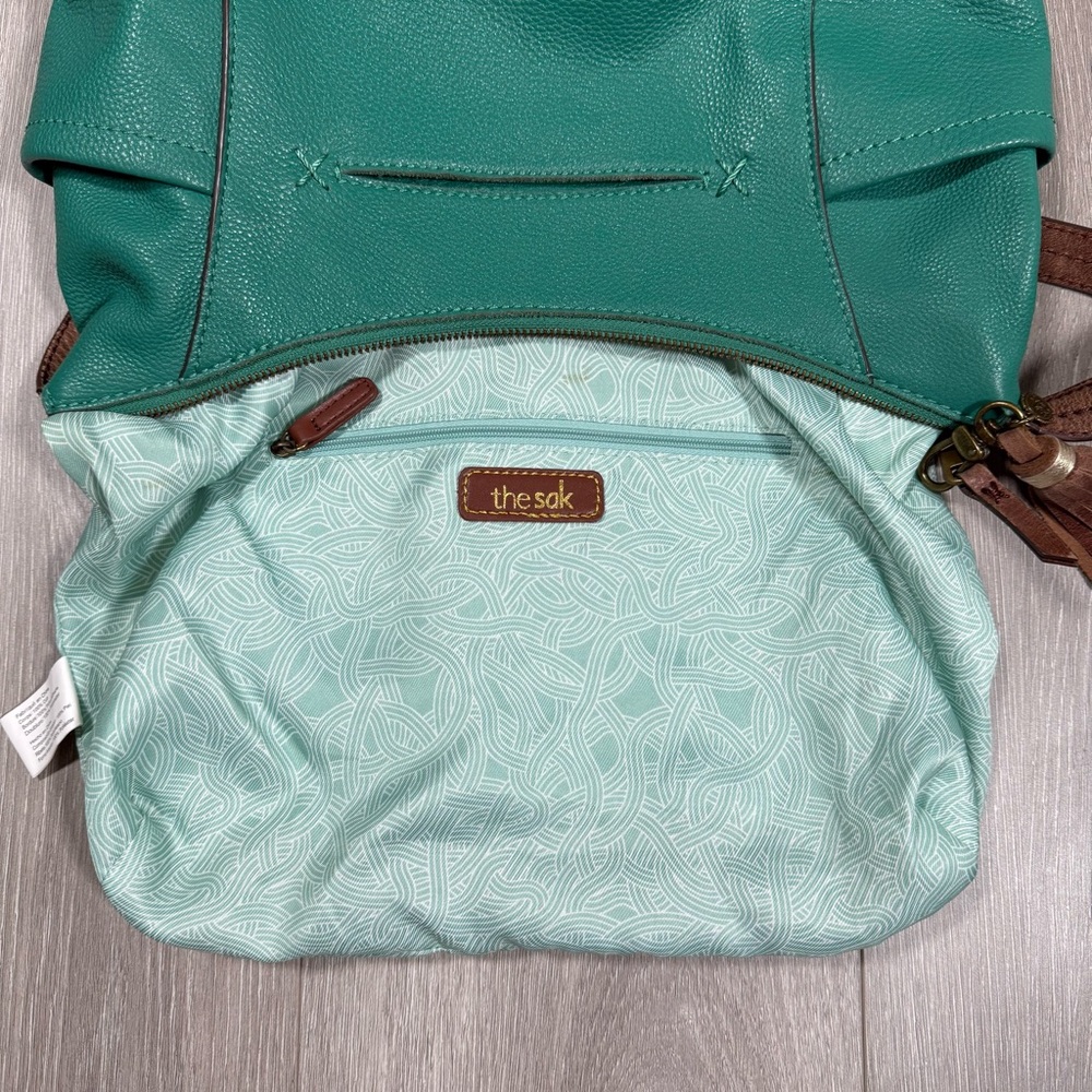The SAK Kendra Hobo Shoulder Bag. Teal and Brown Leather. - Picture 11 of 12